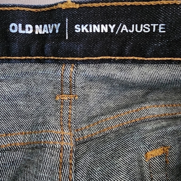 OLD NAVY DARK WASH SKINNY JEANS - Picture 6 of 6